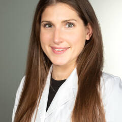 Dr. Hoffmann Eszter