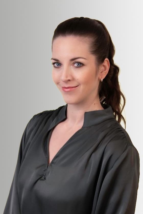 Dr Dóka Júlia